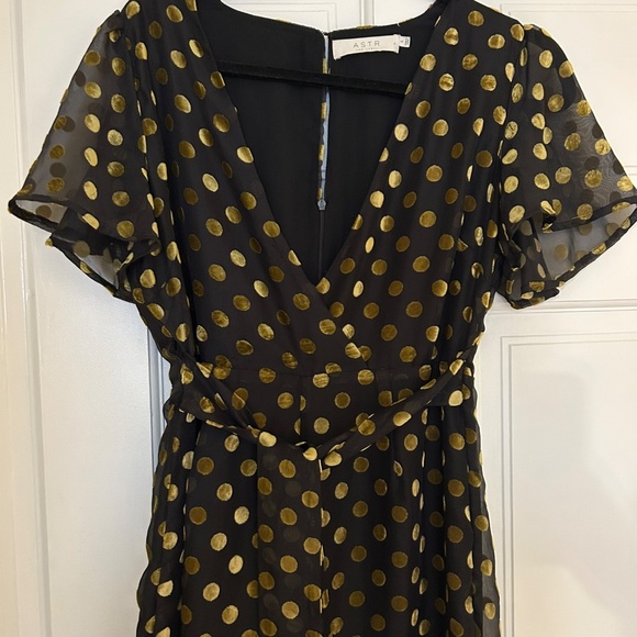 Anthropologie ASTR The Label Metallic Polka Dot Jumpsuit - Size Small - Picture 2 of 9